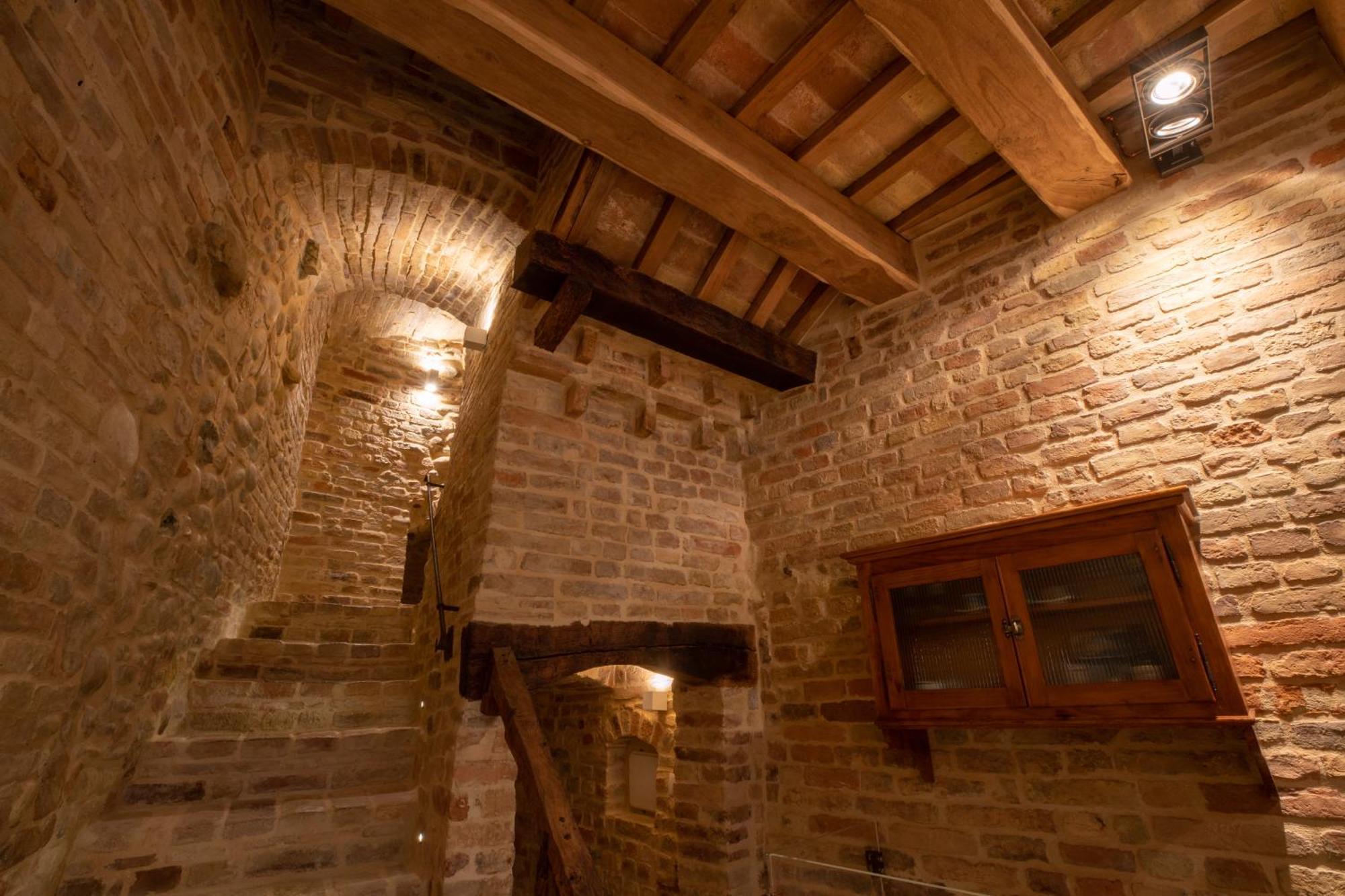 The Monastery - Unique Vacation Home Monteprandone Bagian luar foto