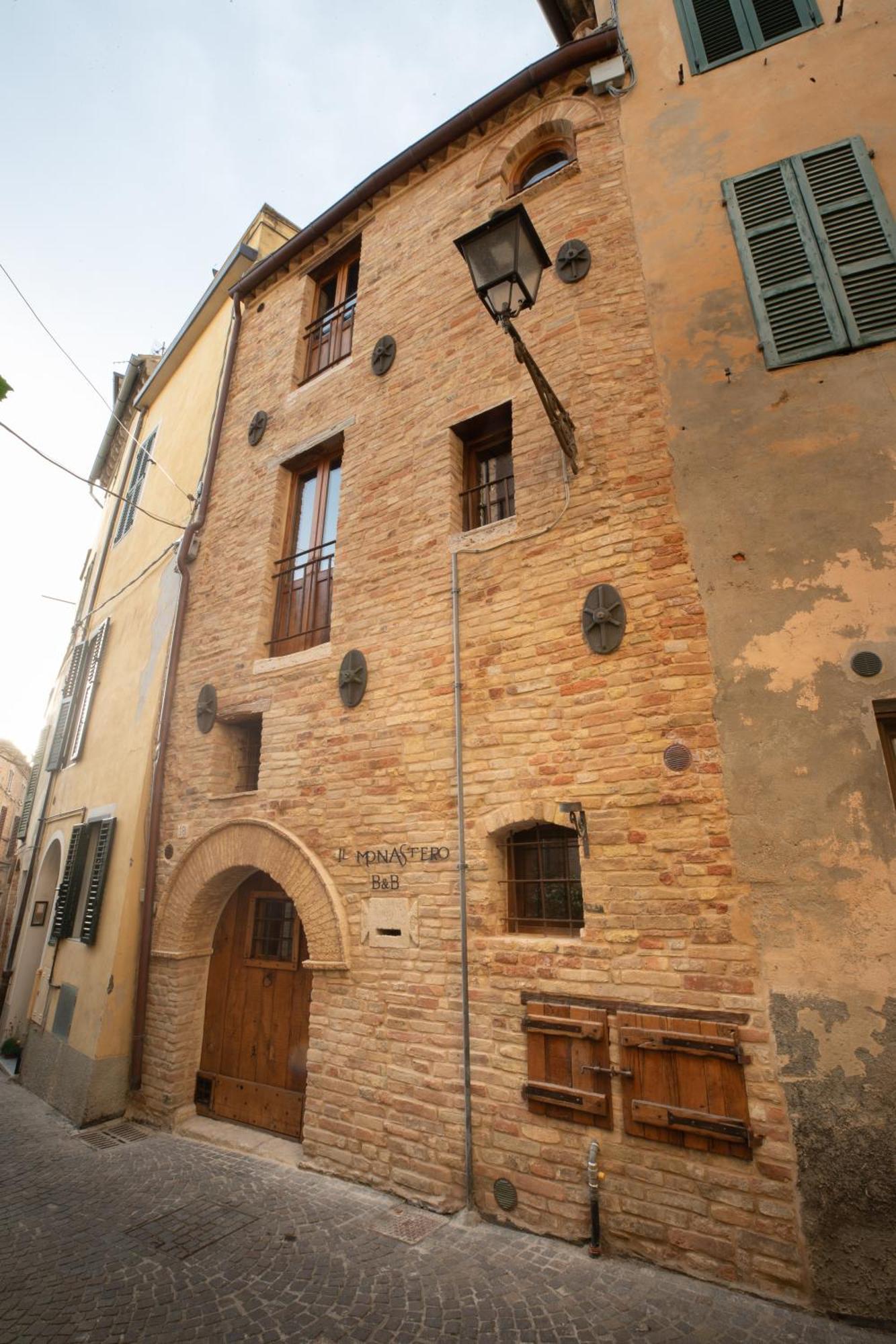 The Monastery - Unique Vacation Home Monteprandone Bagian luar foto