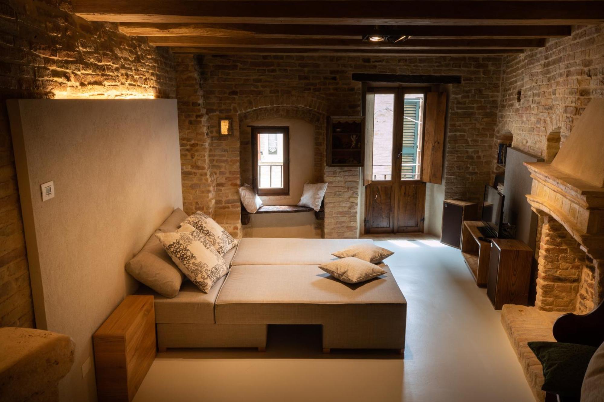 The Monastery - Unique Vacation Home Monteprandone Bagian luar foto
