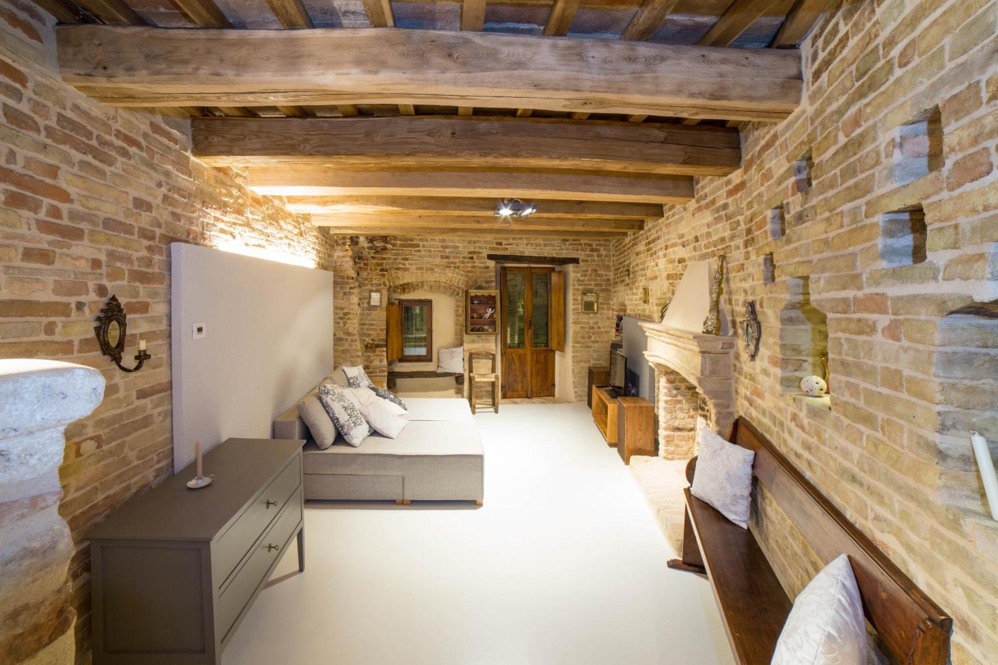 The Monastery - Unique Vacation Home Monteprandone Bagian luar foto