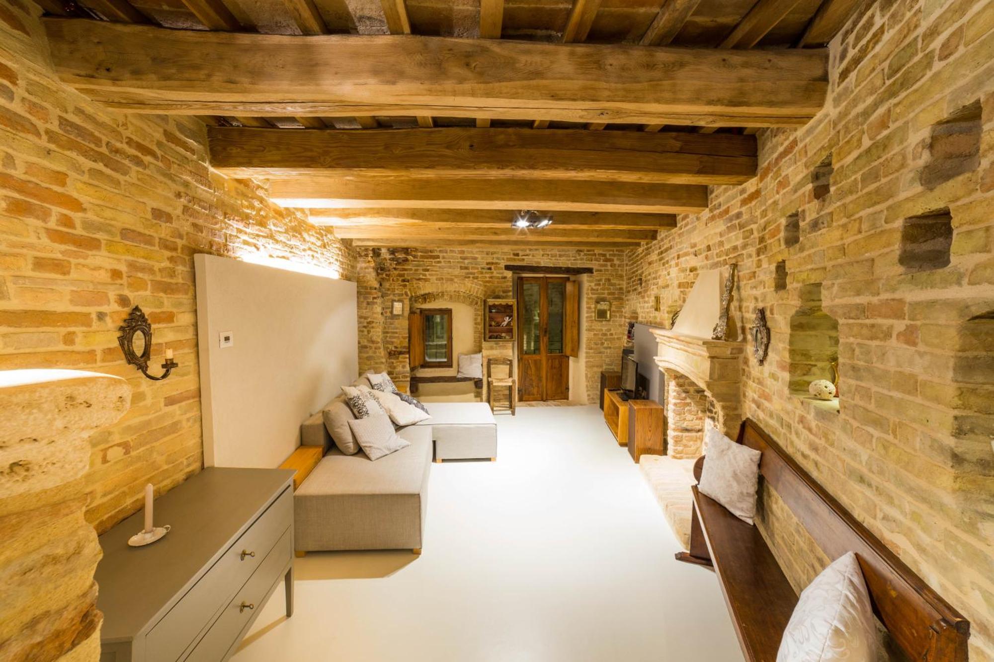 The Monastery - Unique Vacation Home Monteprandone Bagian luar foto